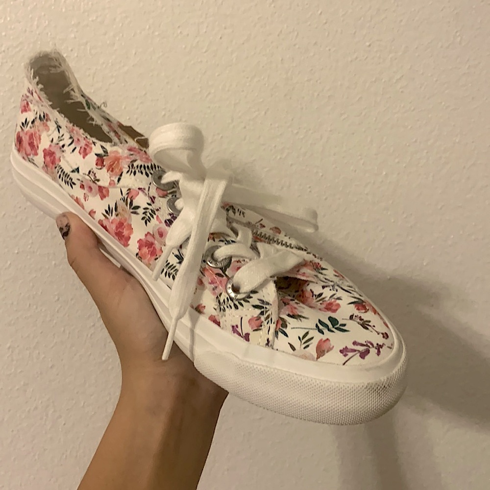 Cute Floral Shoes